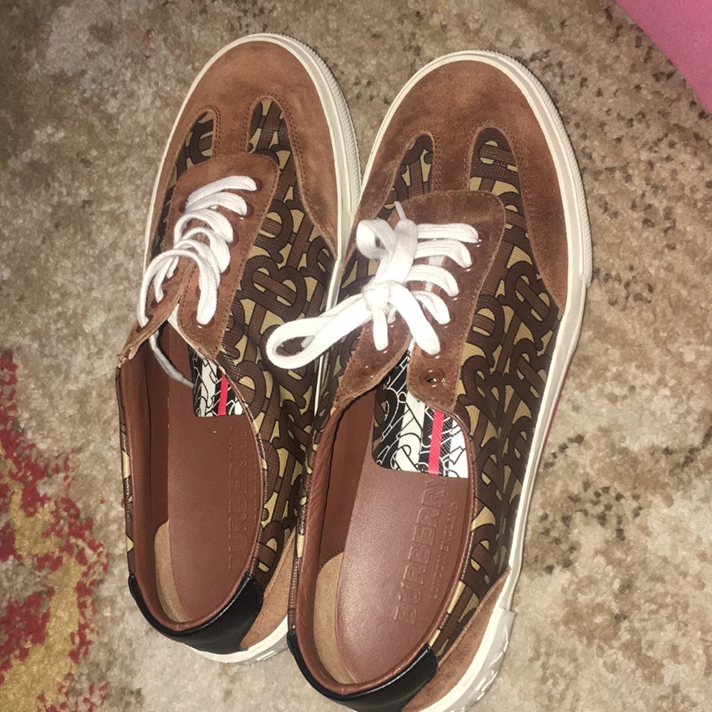 Burberry designer shoes - Picture 5 of 5